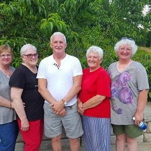 Meet your Posher, Ellen